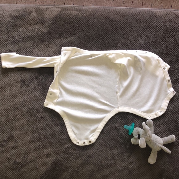 🐧 Daddy ❤️’s Me Penguin Onesie 🐧 - Picture 3 of 6